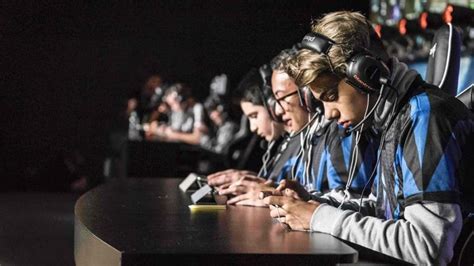 Mobile esports News & Guides .